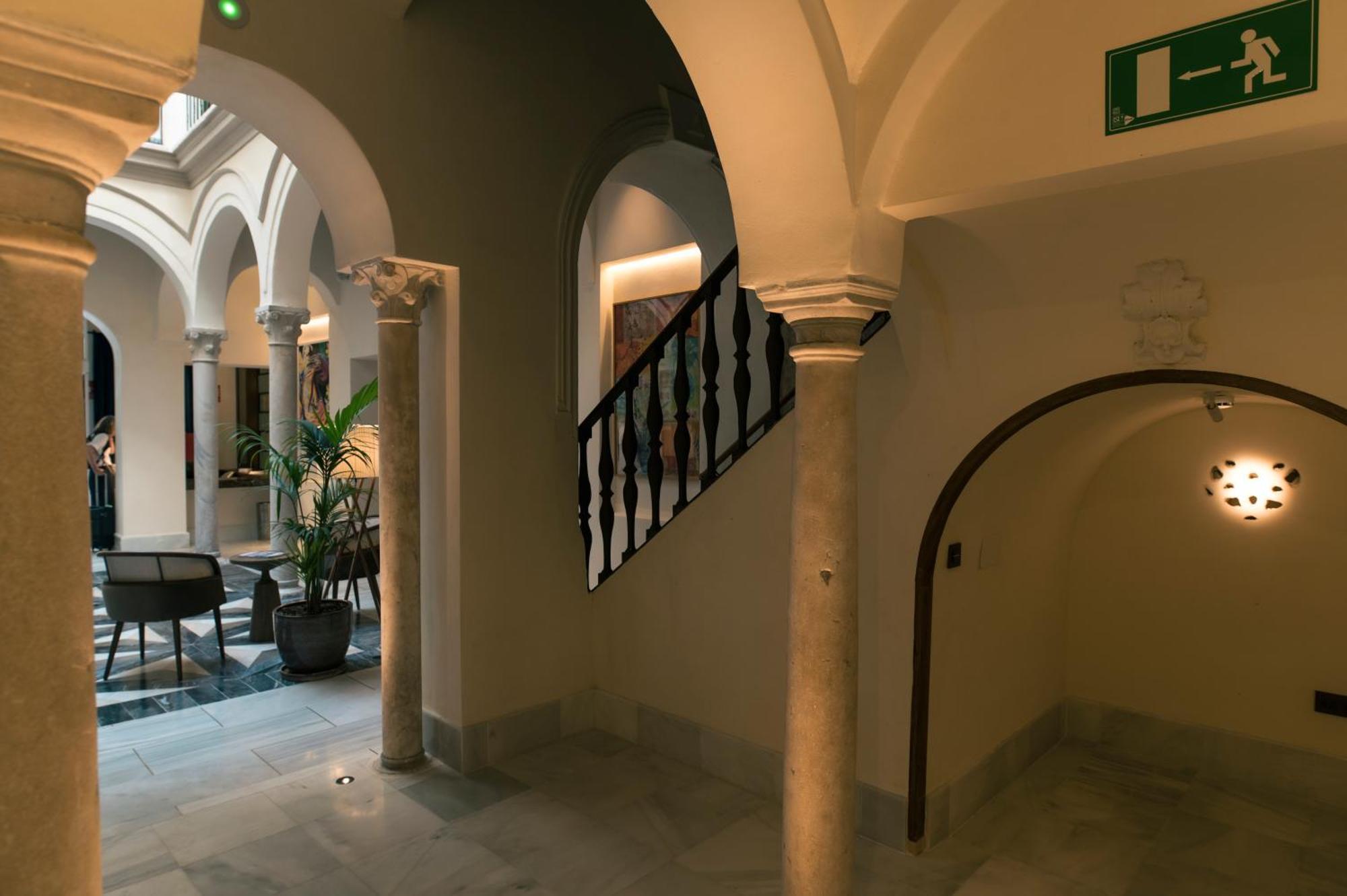 Legado Magdalena Hotel Seville Luaran gambar