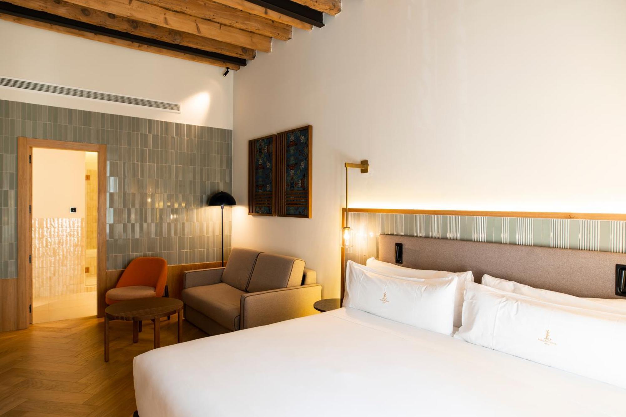 Legado Magdalena Hotel Seville Luaran gambar